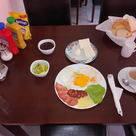Bed & Breakfast Salas Farma 47-miris Dunja Cenej