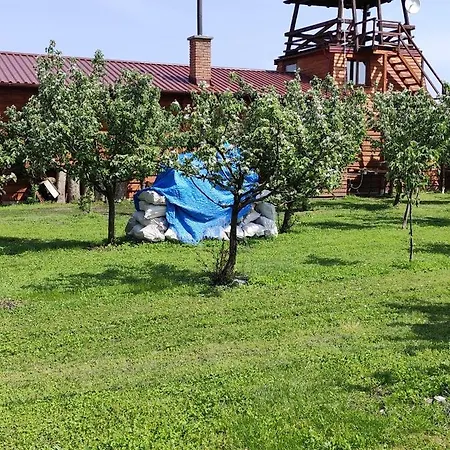 Salas Farma 47-miris Dunja krevet i doručak 4*