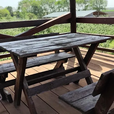 krevet i doručak Salas Farma 47-miris Dunja 4*