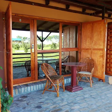 Salas Farma 47-miris Dunja Bed & Breakfast Cenej